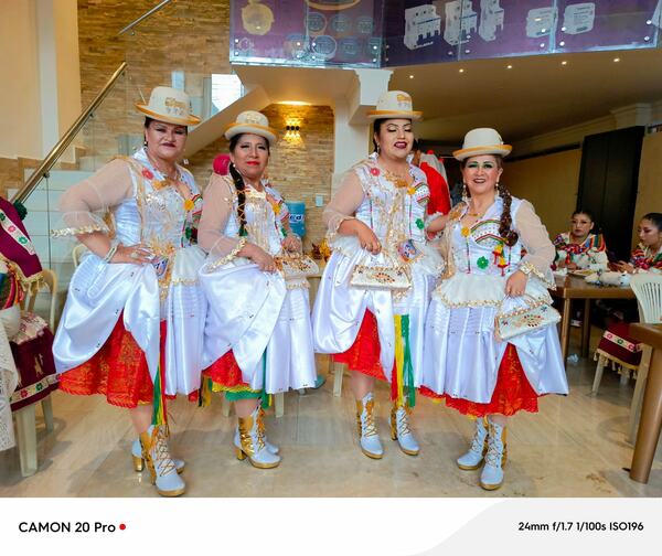 Licenciados — Damas — Morenada Mejillones